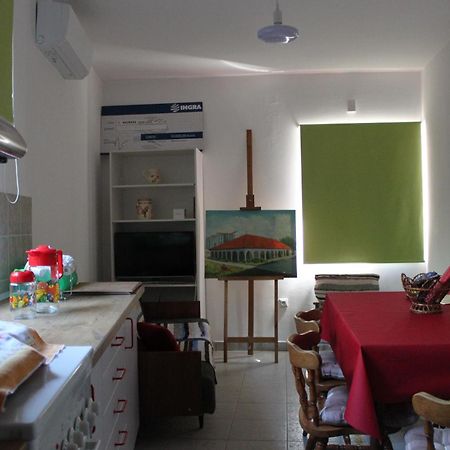 Boulevard Garden House - Free And Save Parking In The Locked Yard Чуприя Екстер'єр фото