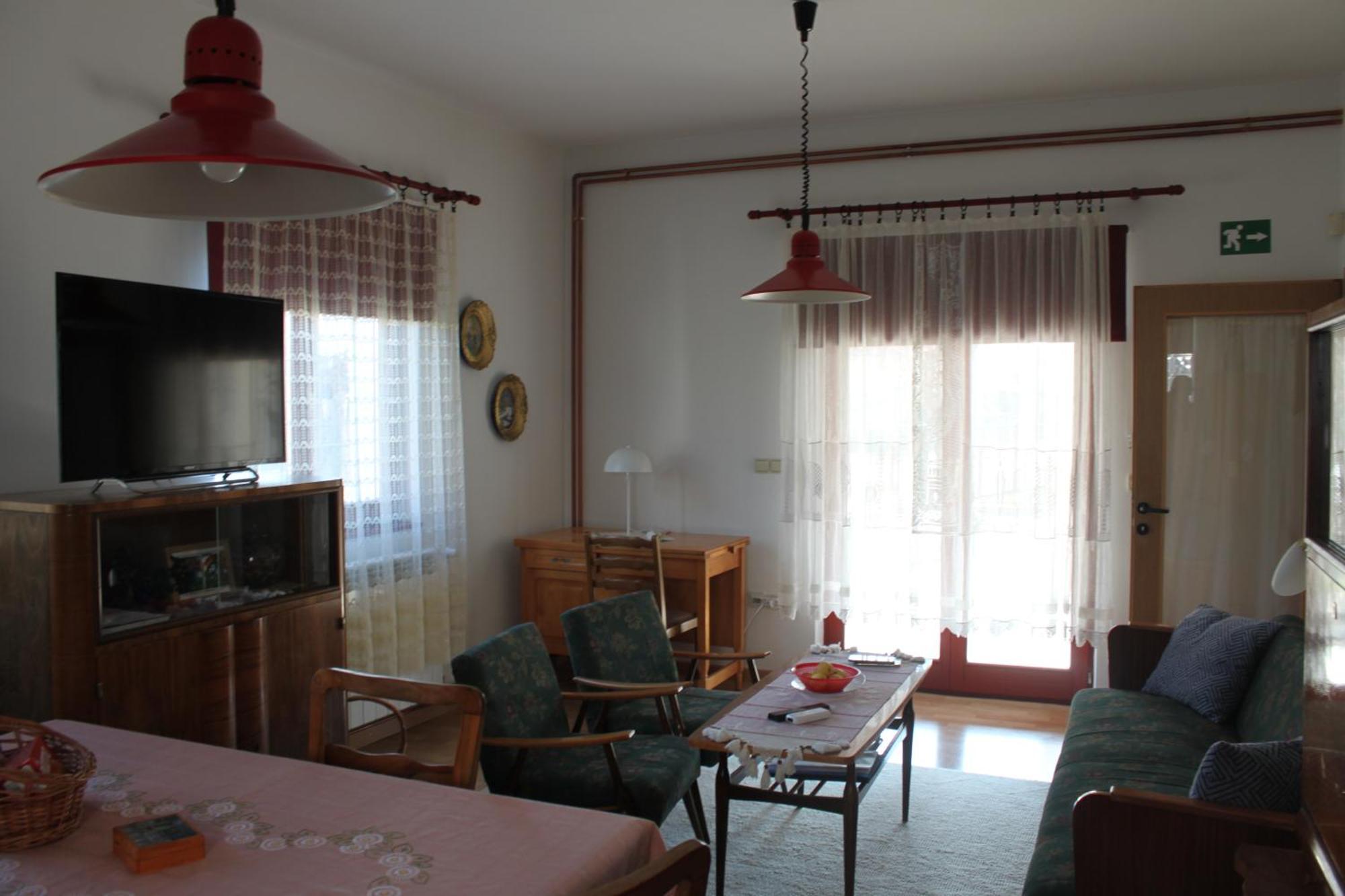 Boulevard Garden House - Free And Save Parking In The Locked Yard Чуприя Екстер'єр фото